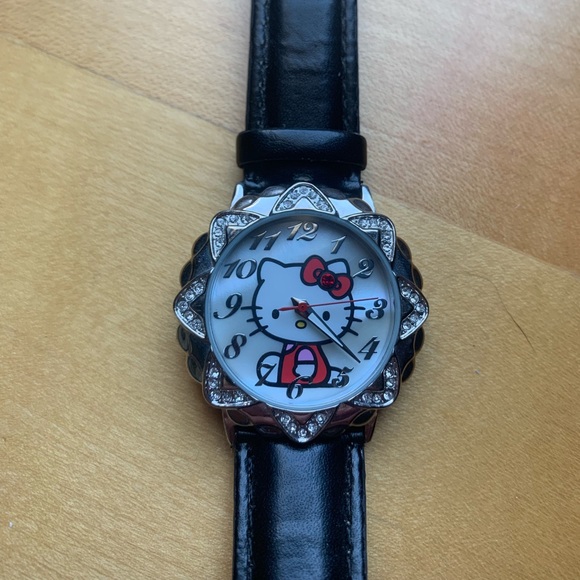 Brand new Hello Kitty Sanrio Watch - Picture 2 of 3